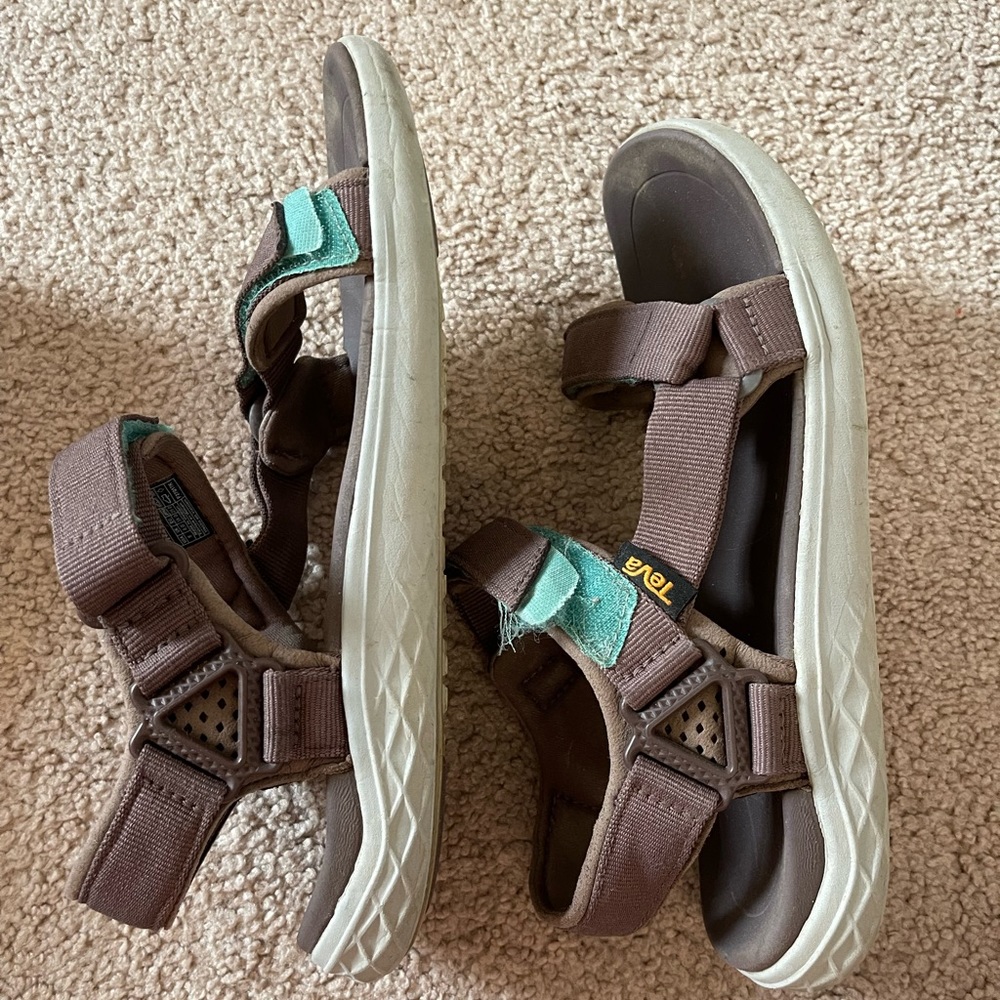 Teva Hurricane sandals